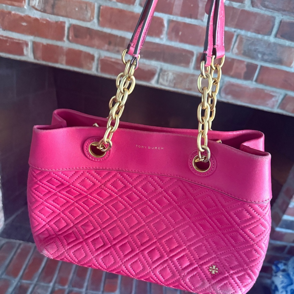 Tory Burch Quilted Chain Shoulder Bag